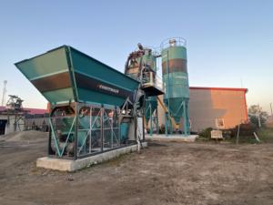 Compact 30 M3/h Béton Électrique Lot Efficace Nouveau Moteur Moteur PLC Boîte de Vitesses Gain de Place pour les Industries de la Construction - Product Image 2