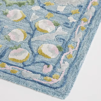 Ajoutez une texture sophistiquée à votre espace avec le tapis tufté moderne en mélange de laine et de viscose Tali, antibactérien et élégant