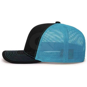 Casquette Snapback en Toile de Haute Qualité et Tendance avec Logo Brodé Personnalisé, Design Décontracté pour Hommes et Femmes - Product Image 4