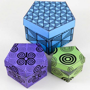 Boîte à bracelets en bois pour femmes petit organisateur de bracelets ronds vente chaude cadeaux et artisanat boîtes en bois signes muraux fabriqués en inde - Product Image 4