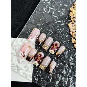 Ensemble de maquillage et de soins des ongles Crimson Empress, outils de qualité supérieure pour les passionnés de beauté - Product Image 1