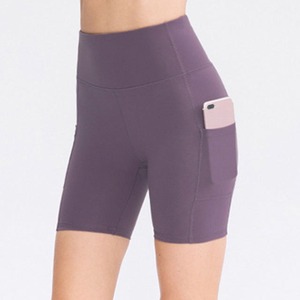Nouveau short de yoga de poche Short de sport serré en nylon nu pour femme fabriqué par Hawk Eye Sports - Product Image 2