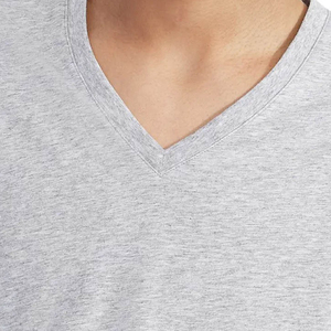 เสื้อยืดคอวีแขนสั้นลำลองทรงเข้ารูปกล้าม100% เสื้อยืดเปล่าแขนสั้นผ้าคอตตอน - Product Image 2