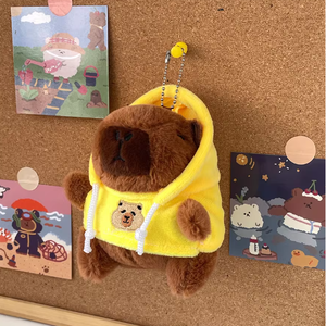 Portachiavi Peluche Capibara Giallo con Maglione, Simpatico Giocattolo Imbottito in Cotone PP, Misure 11CM-30CM per Bambini e Collezionisti - Product Image 1