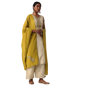 Vente en gros de vêtements ethniques pour femmes, ensemble palazzo en soie jaune moutarde avec paillettes, fournisseur d'usine de vêtements personnalisés pour fête - Product Image 3