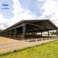 Structure en acier préfabriquée pour manège équestre, arène d'entraînement équestre intérieure personnalisée, bâtiment agricole en métal