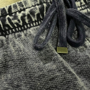 Shorts d'été pour hommes de haute qualité, respirants, en denim délavé à l'acide, avec cordon de serrage, style décontracté, coupe droite, options de lavage clair ou foncé - Product Image 2