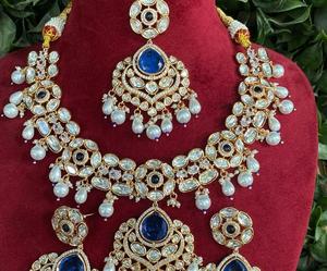 American Diamond Kundan Brass Fashion Jewelry Set para bodas nupciales Fiestas Compromisos Aniversarios Eventos especiales - Product Image 3