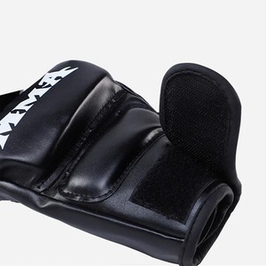 ถุงมือฝึกซ้อม MMA แบบกำหนดเองที่ดีที่สุด พร้อมเสื่อฝึกซ้อม ถุงมือคิกบ็อกซิ่ง ทำจากหนัง PU ป้องกันรังสียูวี กันลื่น รับผลิตแบบ ODM/OEM - Product Image 3