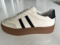 Chaussures personnalisées pour hommes, baskets de sport tendance à semelle épaisse avec logo OEM, fabricant de chaussures de course décontractées, prix bas