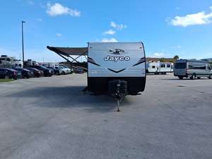 Nueva Autocaravana Jayco Jay F-l-i-g-h-t S-l-x 260BH 2026, Personalizada, de Aluminio, para Viajes al Aire Libre - Product Image 4