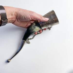 Wholesale High Quality Handmade Viking Drinking Horn Best Leak-Proof Food Safe Polished Horn Business Gift Size - Product Image 6