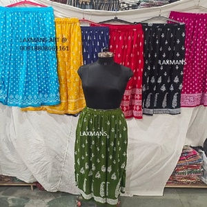 กระโปรงผ้าฝ้ายพิมพ์ลายดอกไม้ยาวถึงเข่าสำหรับผู้หญิงกระโปรง100% ฤดูร้อนสไตล์พื้นเมืองอินเดีย - Product Image 1