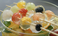 Cubes de gelée de fruits mous Garniture pour dessert aux saveurs multiples du Vietnam