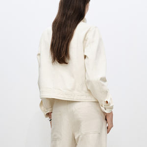 Veste utilitaire crème pour femmes avec col montant, décontractée, multi-poches, boutonnée, pour un look tendance au quotidien, élégante et urbaine - Product Image 6