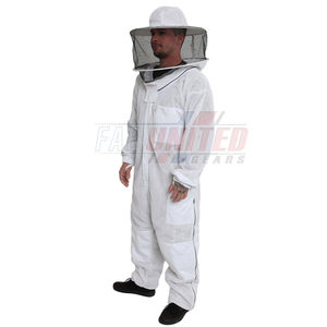Costume d'apiculture avec voile de style escrime et design ventilé Costume d'apiculteur respirant avec fermeture éclair avant et gants de sécurité - Product Image 2