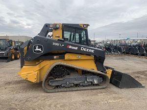 John Dear pour 335 P Tier Track Skid Steer Loader avec MOOG Composants hydrauliques Haute efficacité disponible - Product Image 4