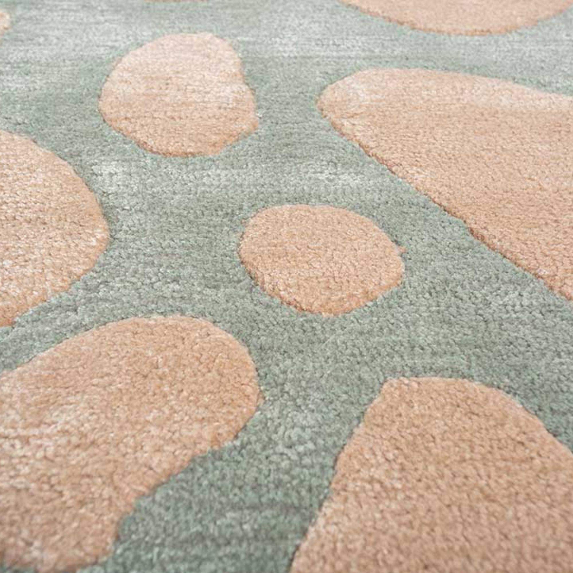 สีเขียวอ่อน