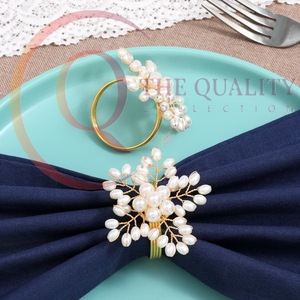 Anneaux de serviette décoratifs classiques pour table à manger, accessoire élégant pour une mise en place de table traditionnelle - Product Image 3