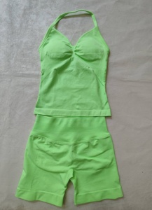 Débardeur de sport pour femme, court et long, respirant, à bretelles, dos nu, avec soutien-gorge intégré et bonnets amovibles pour le yoga - Product Image 2