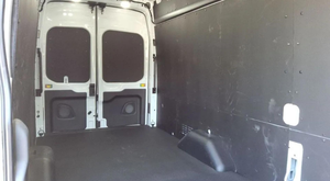 1FTBW3XM1SKA48499 2025 E-Transit 350 Furgoneta de Carga Eléctrica Ejecutiva - Product Image 2