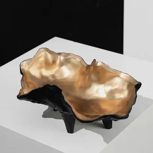 Bol décoratif en céramique écologique finition or de luxe, artisanal, sculpture haut de gamme, style américain haut de gamme pour l'intérieur - Product Image 4