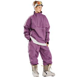 ชุดสกีสั่งทำราคาส่ง ชุดสกี OEM สำหรับกิจกรรมกลางแจ้ง ชุดสกีแบบกำหนดเอง ระบายอากาศได้ดี กันน้ำ เสื้อแจ็คเก็ตสกีสีม่วง - Product Image 2