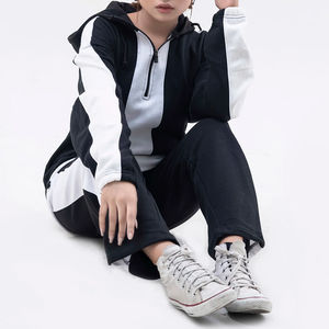 Survêtement personnalisé pour femmes, ensembles de survêtement deux pièces pour femmes, vêtements de sport pour l'entraînement, vêtements décontractés pour femmes, survêtements rayés pour femmes - Product Image 5