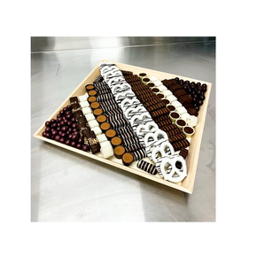 Plateau artisanal en métal classique de luxe incroyable pour servir le chocolat, organisé et agréable avec des serviettes ou des doublures décoratives - Product Image 5