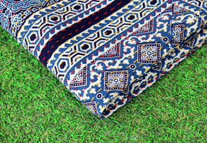 Indigo Kantha edredón hecho a mano lavable algodón diseño Simple Hogar y Hotel uso sala de estar decoración azul Color Natural - Product Image 5
