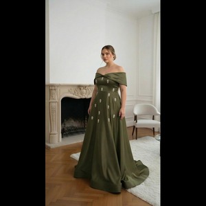 Elegante Vestido de Noche Verde Satinado con Hombros Descubiertos y Mangas Abullonadas, Vestido Largo Formal para Mujer - Product Image 2