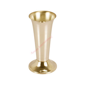 Florero decorativo nórdico moderno para el hogar, metal martillado dorado en latón, acero y aluminio para bodas, precios competitivos - Product Image 1