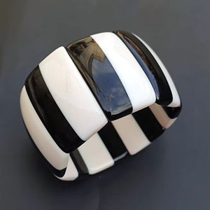 Date Bracelet Vintage Coloré Résine Bracelet Charme Femmes Léopard Acrylique Bracelet Bijoux C En Forme De Bracelet En Plastique pour Les Filles - Product Image 1