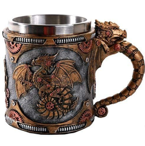 Mug en corne authentique de style viking avec de belles marbrures et textures naturelles. Disponible à prix de gros. - Product Image 6
