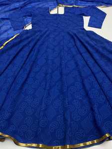 Costume imprimé SALWAR de styliste et DUPATTA entièrement cousu, prêt à porter, robe fantaisie de fête, vêtements fonctionnels traditionnels - Product Image 6