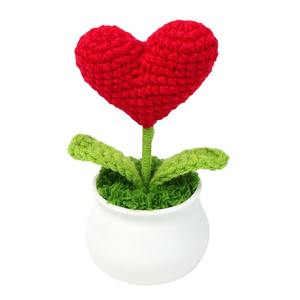 Bouquet de cœurs en crochet fait main – Adorable petite décoration, cadeau pour enseignants et amis – Artisanat textile et tissu fini - Product Image 5