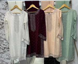 Tenue ethnique pakistanaise Readymade pour femmes Sharara Kurti ensemble avec Dupatta indien Georgette tissu broderie travail mariages - Product Image 1