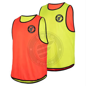 Nuevos Baberos de fútbol reversibles de alta calidad, chalecos de fútbol impresos personalizados, Baberos deportivos de equipo de nuevo estilo, Baberos Unisex - Product Image 4