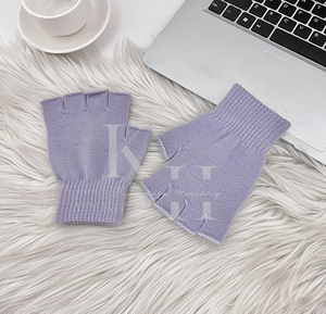 Gants d'hiver en coton unisexes-Design chaud et élégant sans doigts pour le confort et la dactylographie par temps froid - Product Image 3