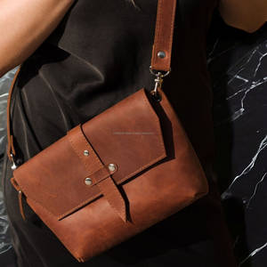 Bolso bandolera Vintage de piel auténtica hecho a mano al por mayor para viajes de verano y otoño bolsos de hombro largos y elegantes - Product Image 4