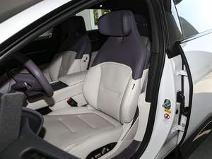 Vehículo Eléctrico de Energía Nueva Usado 2025 en Buenas Condiciones, Bajo Kilometraje, Listo para Conducir, Calidad Perfecta xx - Product Image 6