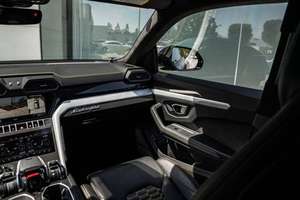 Urus 2024 de Lujo, Seminuevo, Cuero Oscuro, Turbo, Tracción en las Cuatro Ruedas, Volante a la Izquierda, Techo Panorámico, 5 Asientos, Automático, 8 Velocidades, Motor de 4.5L - Product Image 6