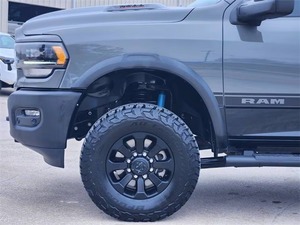 2500 Power W-agon 4dr Crew Cab 4WD SB, usado en buen estado. - Product Image 4