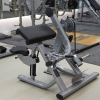 Machine à exercices pour les bras à charge libre BN Commercial pour salle de sport, club de fitness, studio de fitness, salle de sport de prestige, machine à curls