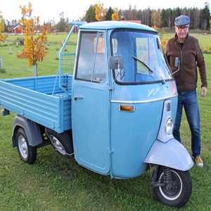 Tricycle électrique Piaggio Ape Classic homologué pour la route, avec une puissance de 251-350W et une tension de 48V disponible - Product Image 6