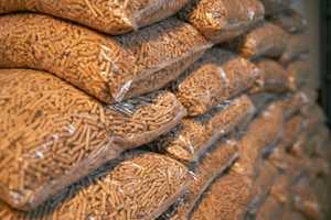 Granulés de bois de biomasse de qualité supérieure à bas prix Produit de haute qualité - Product Image 2