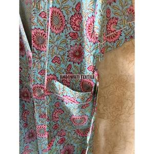 Peignoir Kimono en coton à imprimé floral Cardigan turc d'été Robe de chambre de nuit pour vêtements de plage ou cadeau de Noël - Product Image 3