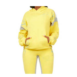 Survêtement empilé personnalisable haut de gamme pour femme – Tissu polaire léger et durable, design vintage uni, style urbain, 2 pièces - Product Image 1