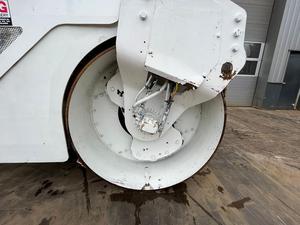 Rouleau compresseur d'occasion de bonne qualité rouleau compresseur d'occasion bon marché Caterpillar CB534D CE / EPA - Product Image 5