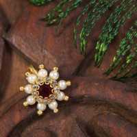 Bague de nez indienne traditionnelle pour femme, imitation perle, plaqué or, motif floral en cuivre, Nathani, cadeau de fête nuptiale